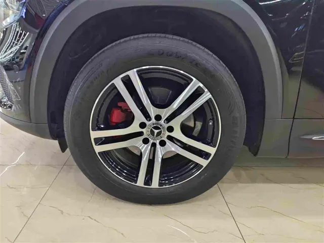 Mercedes-Benz GLB-Class — Фото автомобиля 10