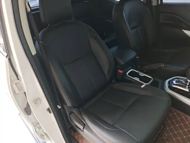 Nissan Navara — Фото автомобиля 24