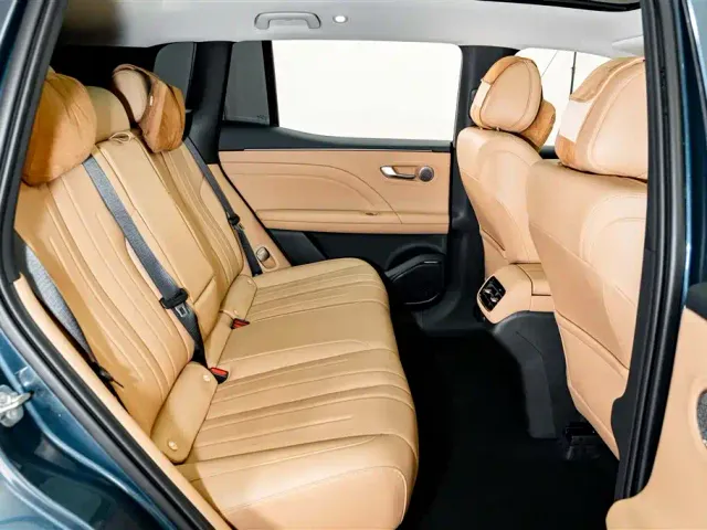 GAC Aion i60 — Фото автомобиля 21