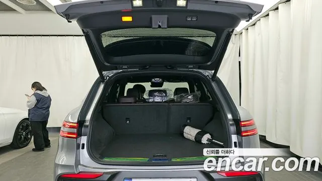 Genesis GV70 2.5T Бензин AWD — Фото автомобиля 25