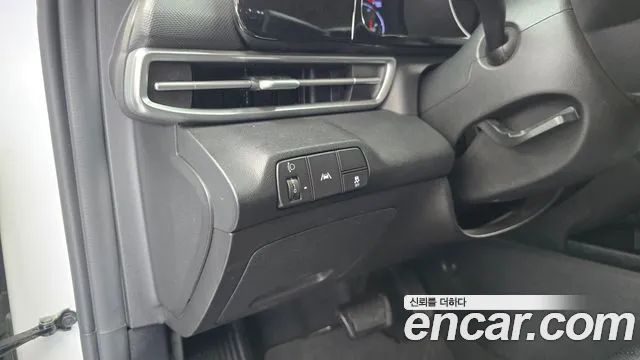Hyundai AVANTE Avante (CN7) — Фото автомобиля 19