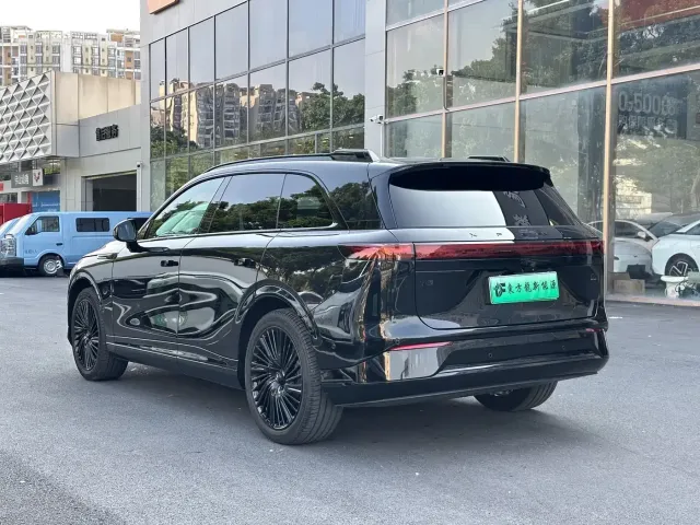 Xpeng G9 — Фото автомобиля 7