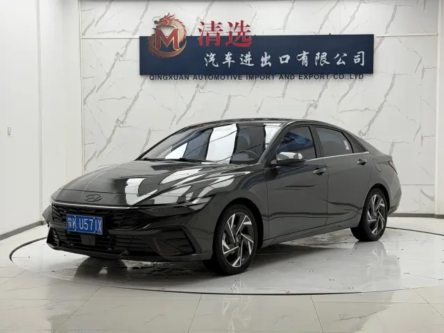Фотография автомобиля — Hyundai Elantra