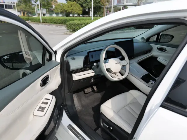 GAC Aion S MAX — Фото автомобиля 8
