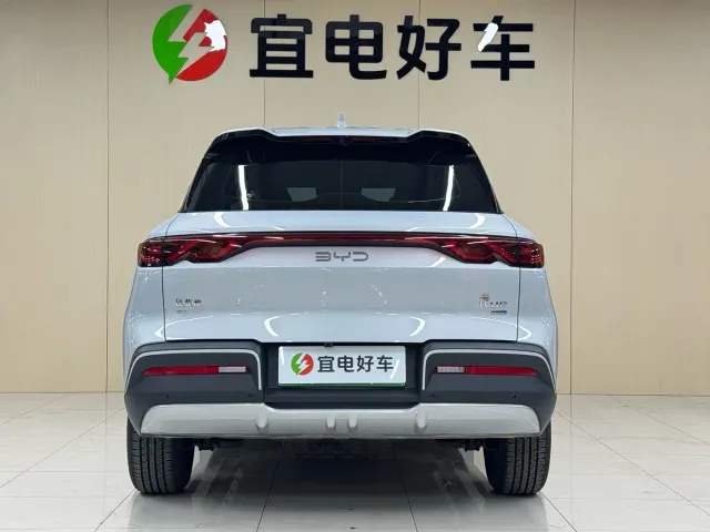 BYD Yuan UP — Фото автомобиля 6