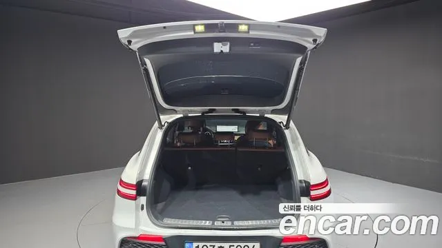 Genesis GV70 — Фото автомобиля 20