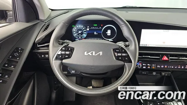 Kia Niro New — Фото автомобиля 13