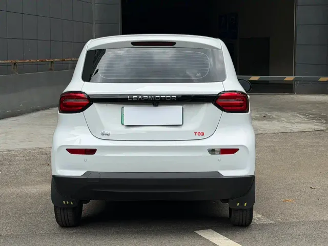 Leapmotor T03 — Фото автомобиля 7