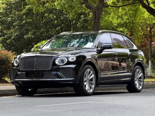 Фотография автомобиля — Bentley Bentayga