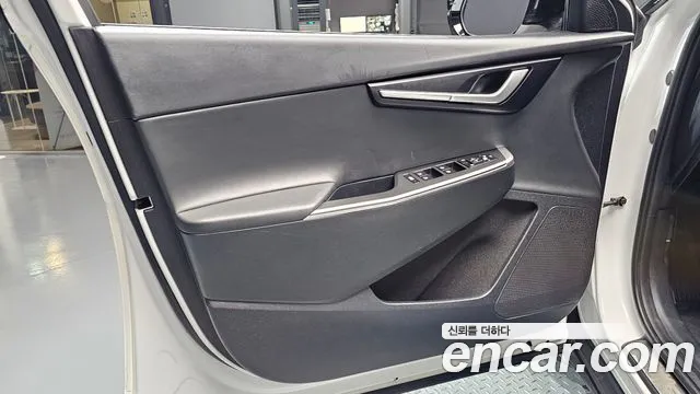 Kia EV6 — Фото автомобиля 13