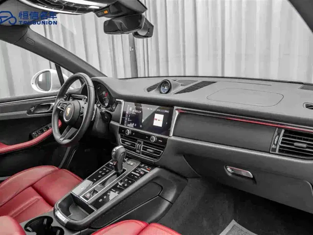 Porsche Macan — Фото автомобиля 14