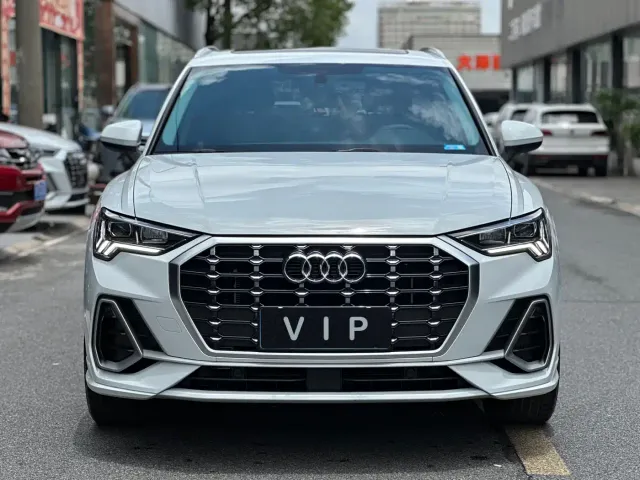 Audi Q3 — Фото автомобиля 2