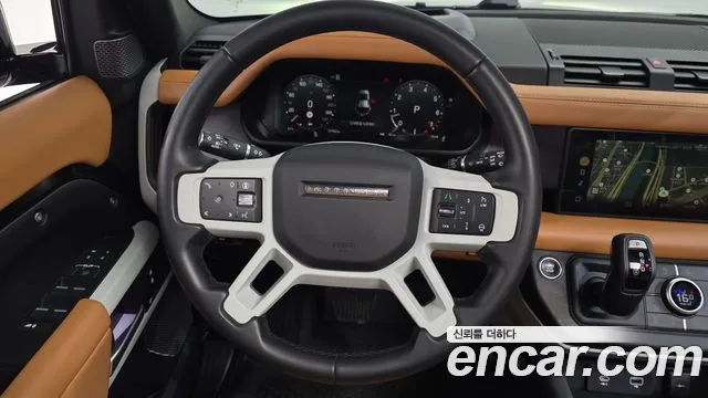 Land Rover Defender Defender (L663) 110 P300 X-Dynamic SE — Фото автомобиля 13