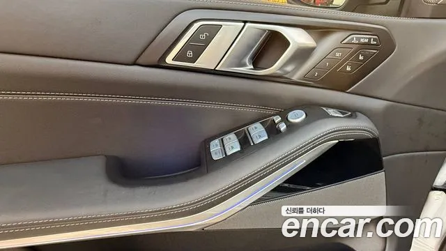 BMW X7 G07 — Фото автомобиля 9