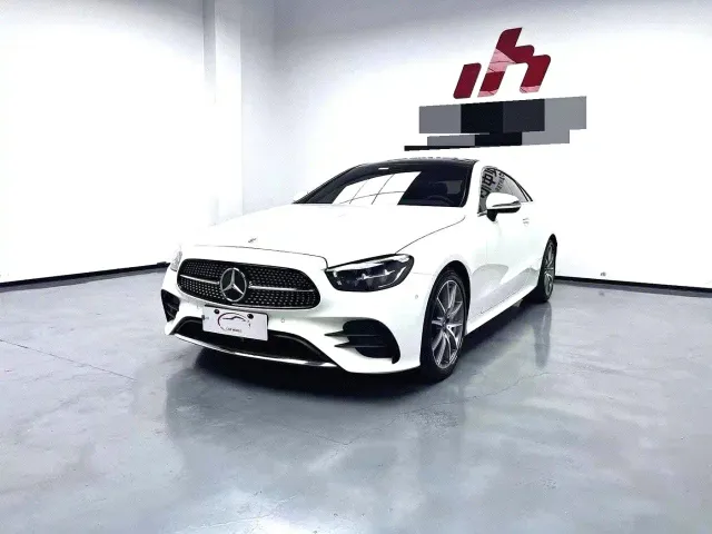 Фотография автомобиля — Mercedes-Benz E-Class