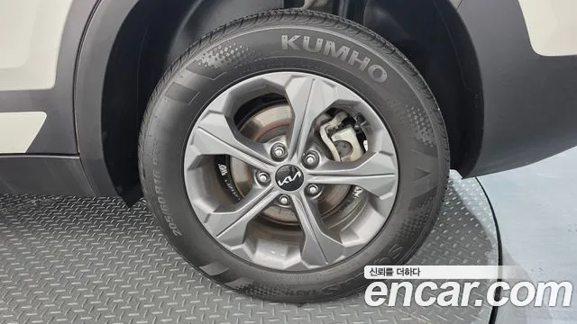 Kia Seltos Бензин 1.6 турбо 2WD — Фото автомобиля 19