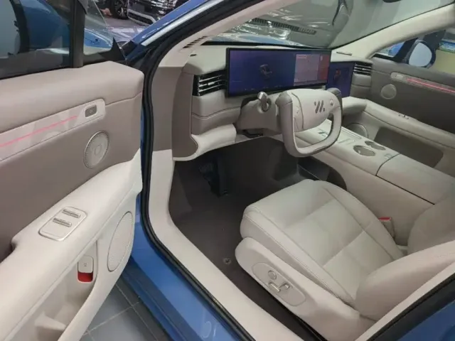 IM Motors IM LS6 2026 Pure Electric Max — Фото автомобиля 11