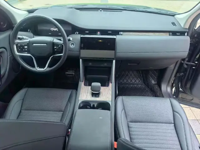 Land Rover Discovery Sport — Фото автомобиля 6