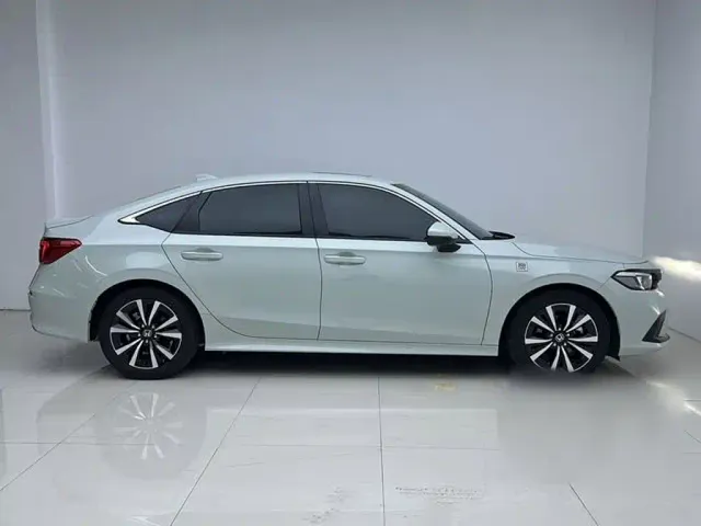 Honda Civic — Фото автомобиля 10