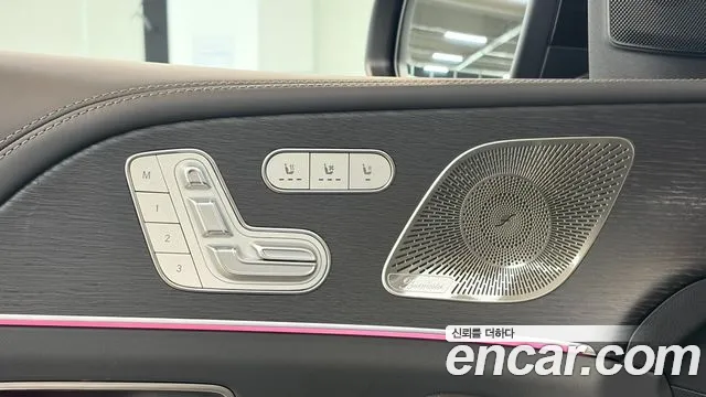 Mercedes-Benz GLE-Class — Фото автомобиля 14
