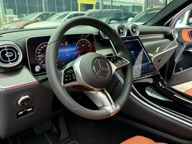 Mercedes-Benz Mercedes-Benz GLC 2024 GLC 260 L 4MATIC Dynamic 5-seater — Фото автомобиля 9