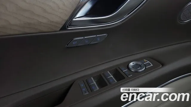 Genesis GV80 — Фото автомобиля 29
