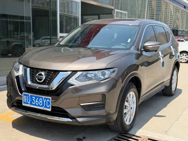 Фотография автомобиля — Nissan X-Trail