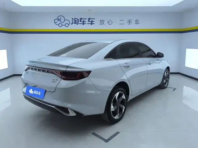 Geely Emgrand L — Фото автомобиля 3