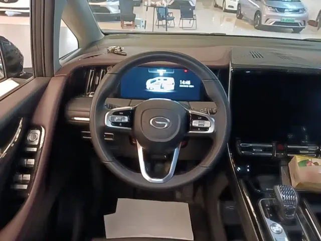 GAC Trumpchi M8 — Фото автомобиля 10