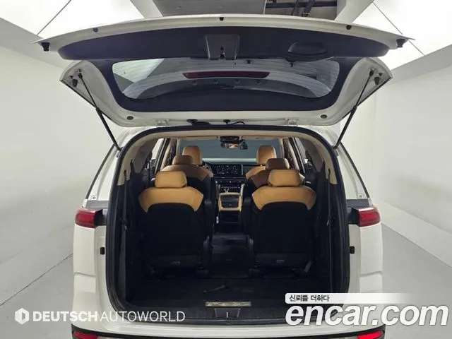 Kia Carnival 4th Gen — Фото автомобиля 19