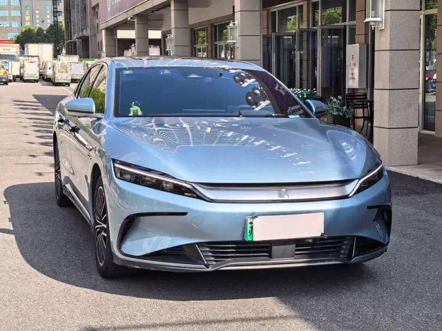 BYD Han — Фото автомобиля 3