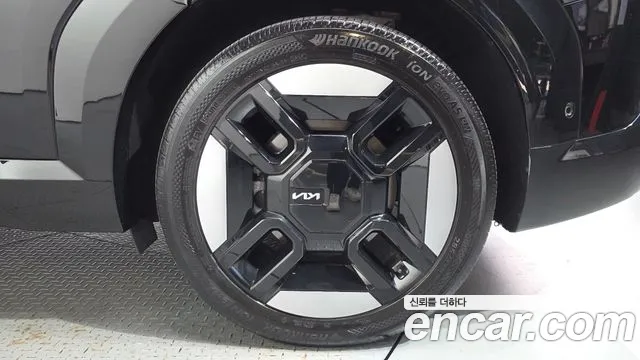 Kia EV9 — Фото автомобиля 6