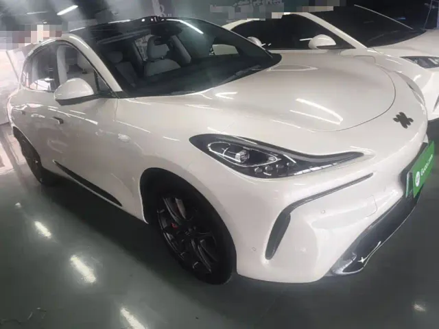IM Motors LS6 — Фото автомобиля 3