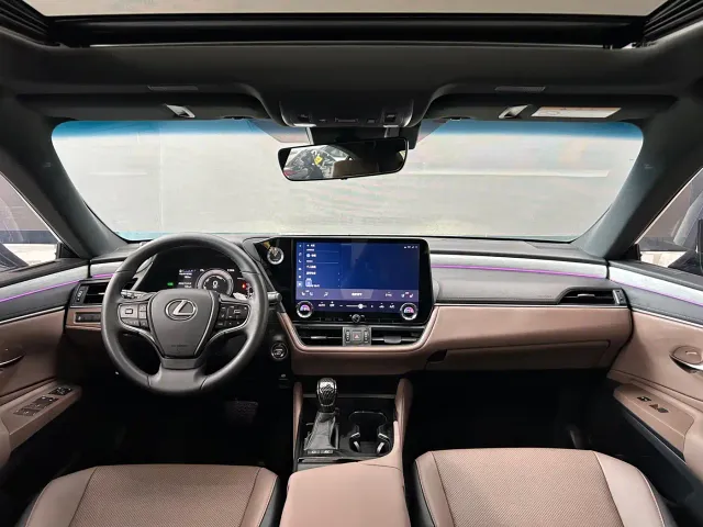 Lexus ES — Фото автомобиля 7