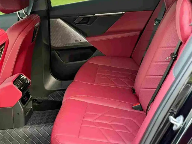 BMW 5 Series — Фото автомобиля 6