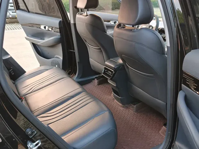 Geely Galaxy E5 — Фото автомобиля 10