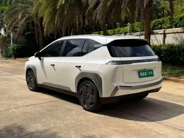 GAC Aion Y — Фото автомобиля 9
