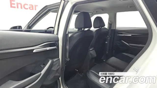Kia Seltos Бензин 1.6 турбо 2WD — Фото автомобиля 12