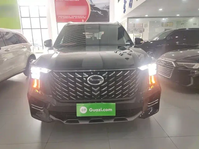 GAC Trumpchi GS8 — Фото автомобиля 2