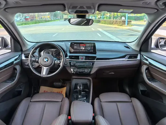 BMW X1 — Фото автомобиля 4
