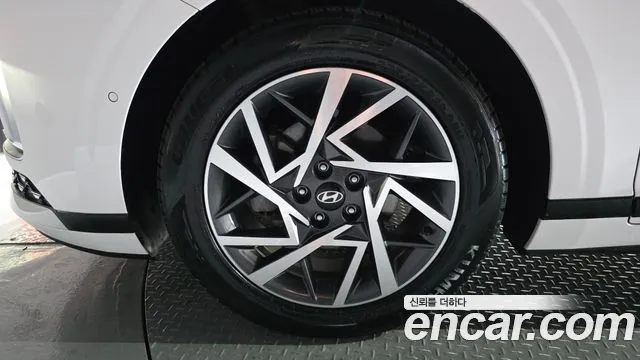 Hyundai Grandeur GN7 — Фото автомобиля 5