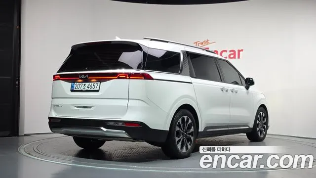 Kia Canival Carnival 4 поколение Бензин 9 мест Signature — Фото автомобиля 2