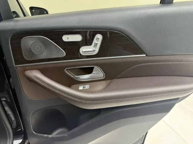Mercedes-Benz GLE-Class — Фото автомобиля 17