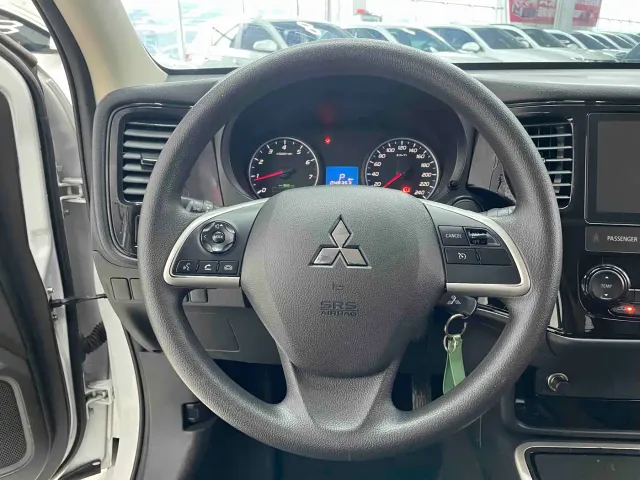 Mitsubishi Outlander — Фото автомобиля 10
