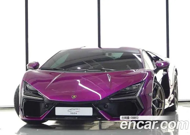 Lamborghini Revuelto — Фото автомобиля 2