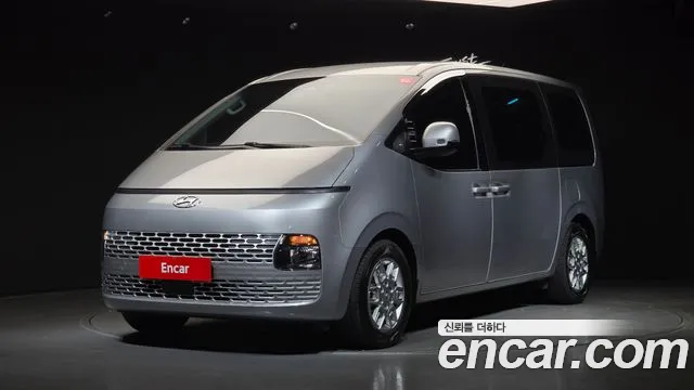 Фотография автомобиля — Hyundai Staria