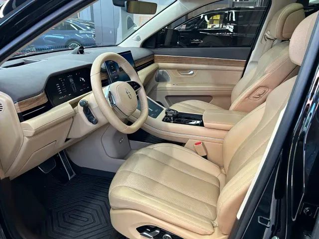 Aito M7 — Фото автомобиля 6