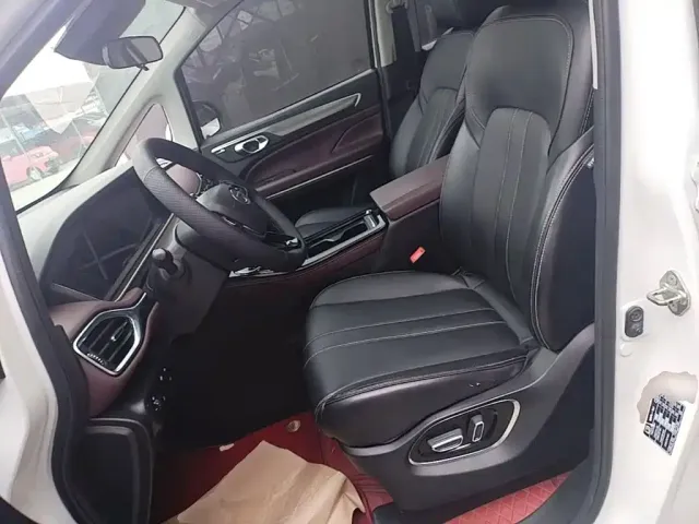 GAC Trumpchi M6 — Фото автомобиля 14