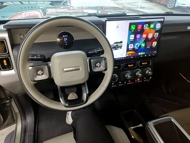 iCAR V23 — Фото автомобиля 9