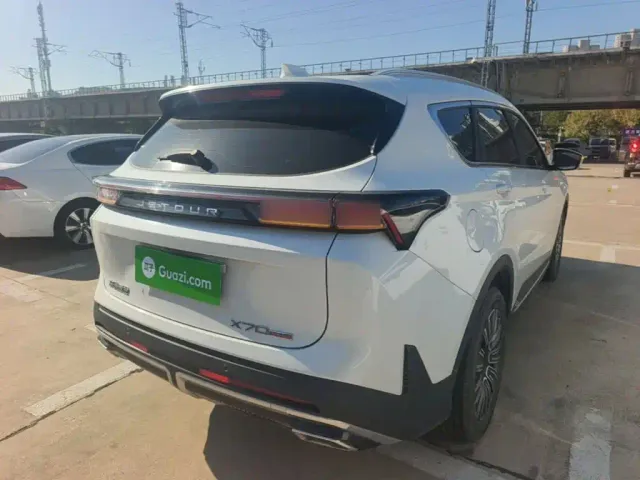 Jetour X70 Plus — Фото автомобиля 6